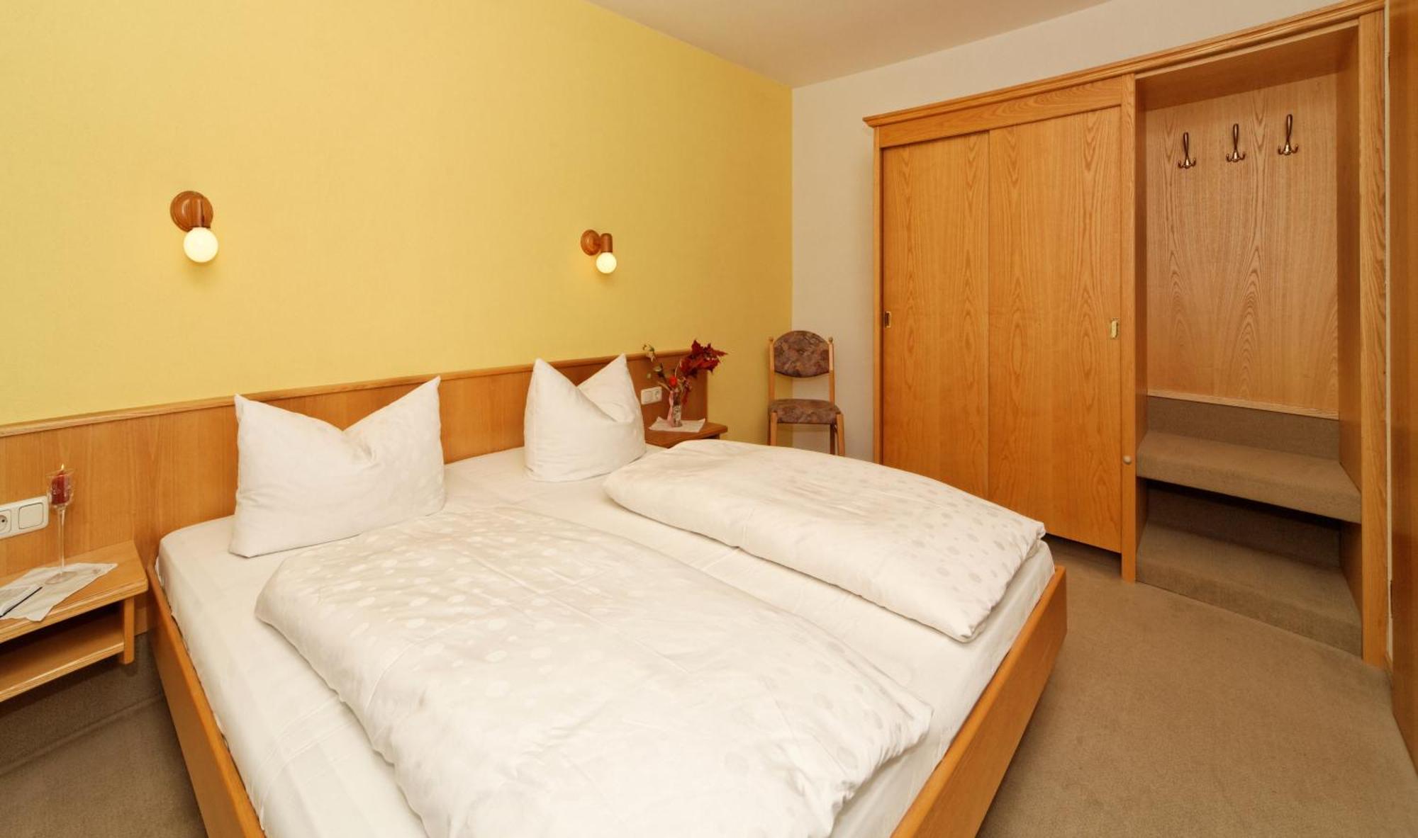 Landhaus Maria Bed&Breakfast Hotel Regen Exterior photo