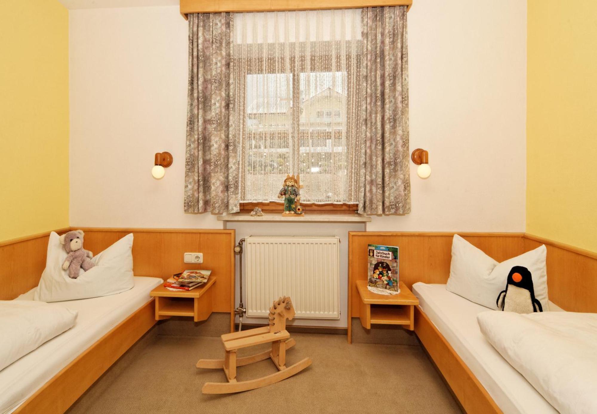 Landhaus Maria Bed&Breakfast Hotel Regen Exterior photo